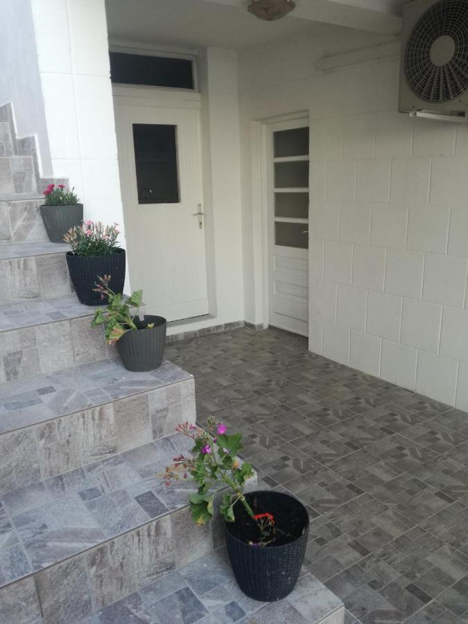Apartman Laus Zavalatica Zewnętrze zdjęcie